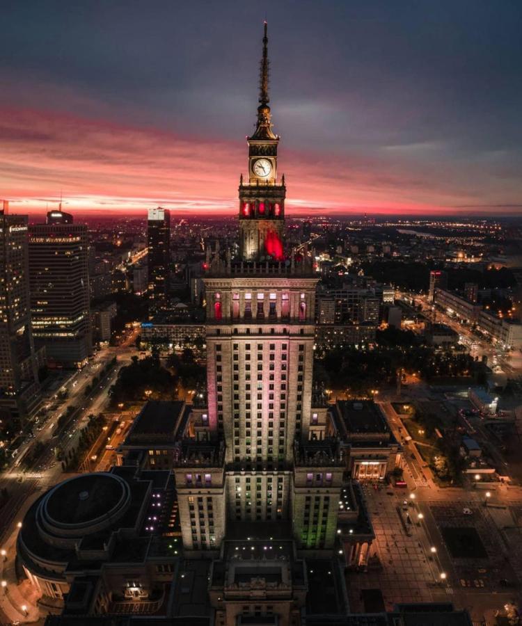 Ferienwohnung Neon 2 - Fast Wifi 70'Tv Netflix Hbo Max Appletv+ Warschau Exterior foto